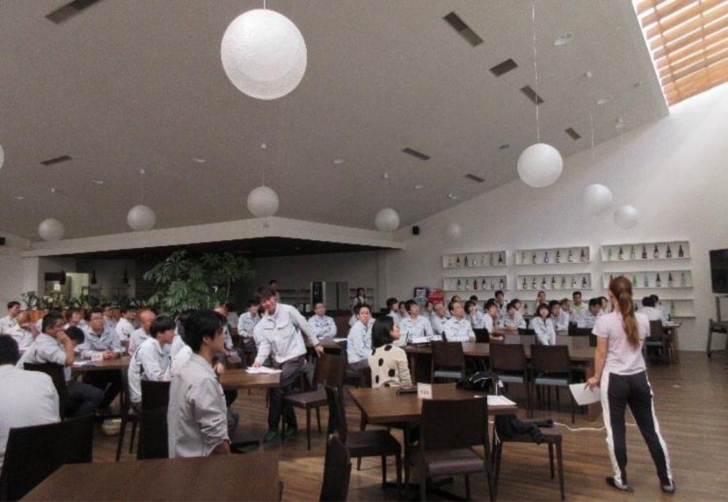 企業向け健康経営セミナーの様子