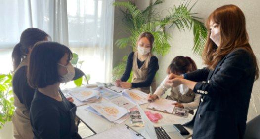 販売サポートの様子